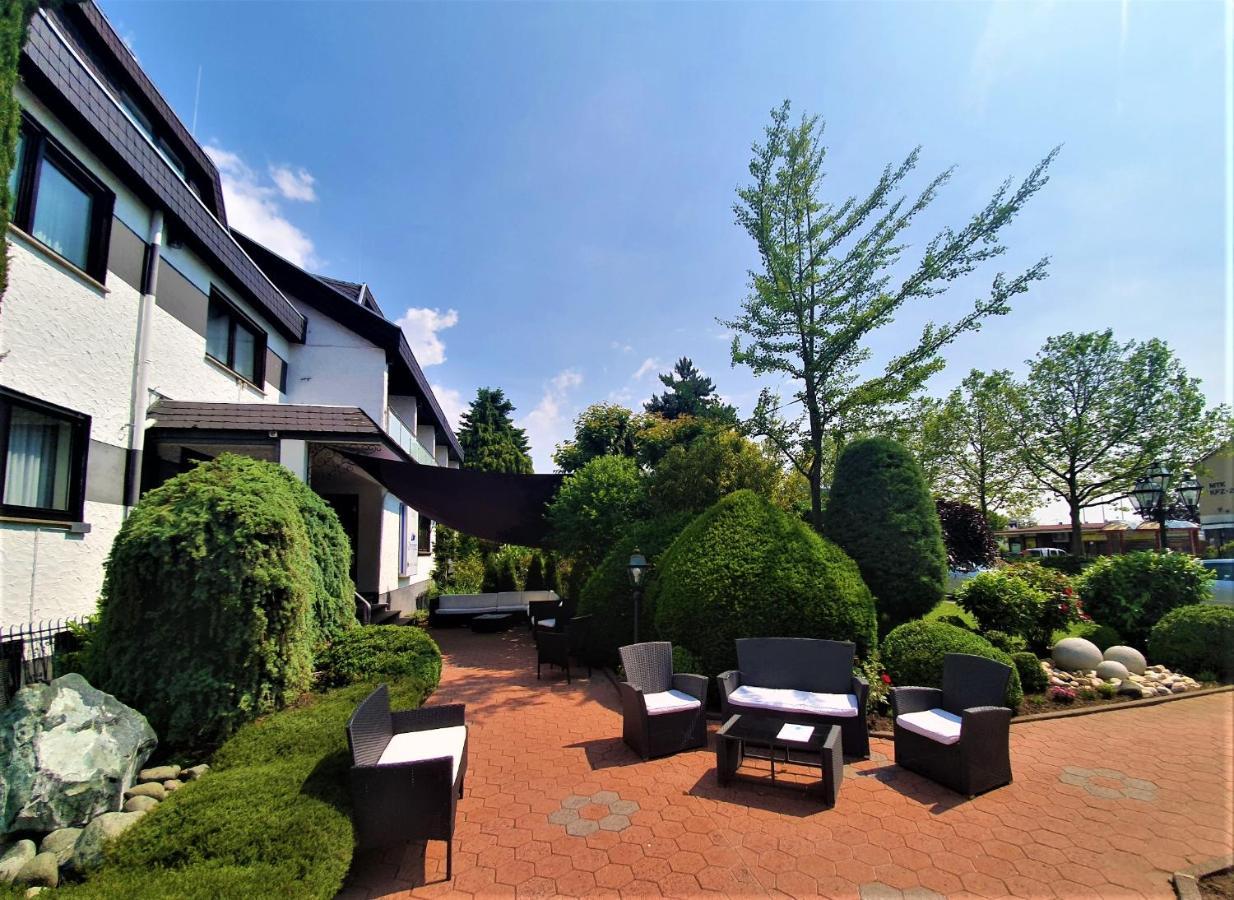 Dreispitz -B&B-Hotel Garni Hofheim am Taunus Exterior foto